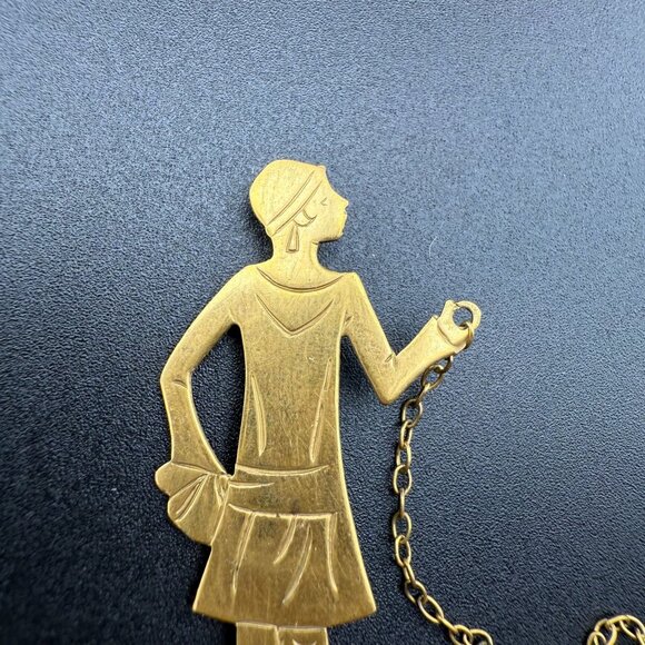 Vintage Gold-Tone Lady Walking Dog Brooch Pin Art Deco Style Chain Detail Jewelr - Picture 3 of 8